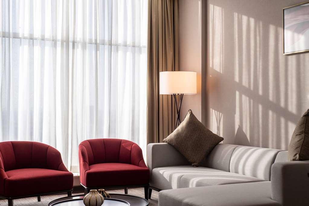 Ramada By Wyndham Riyadh King Fahd Road Номер фото