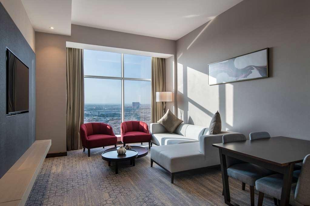 Ramada By Wyndham Riyadh King Fahd Road Номер фото